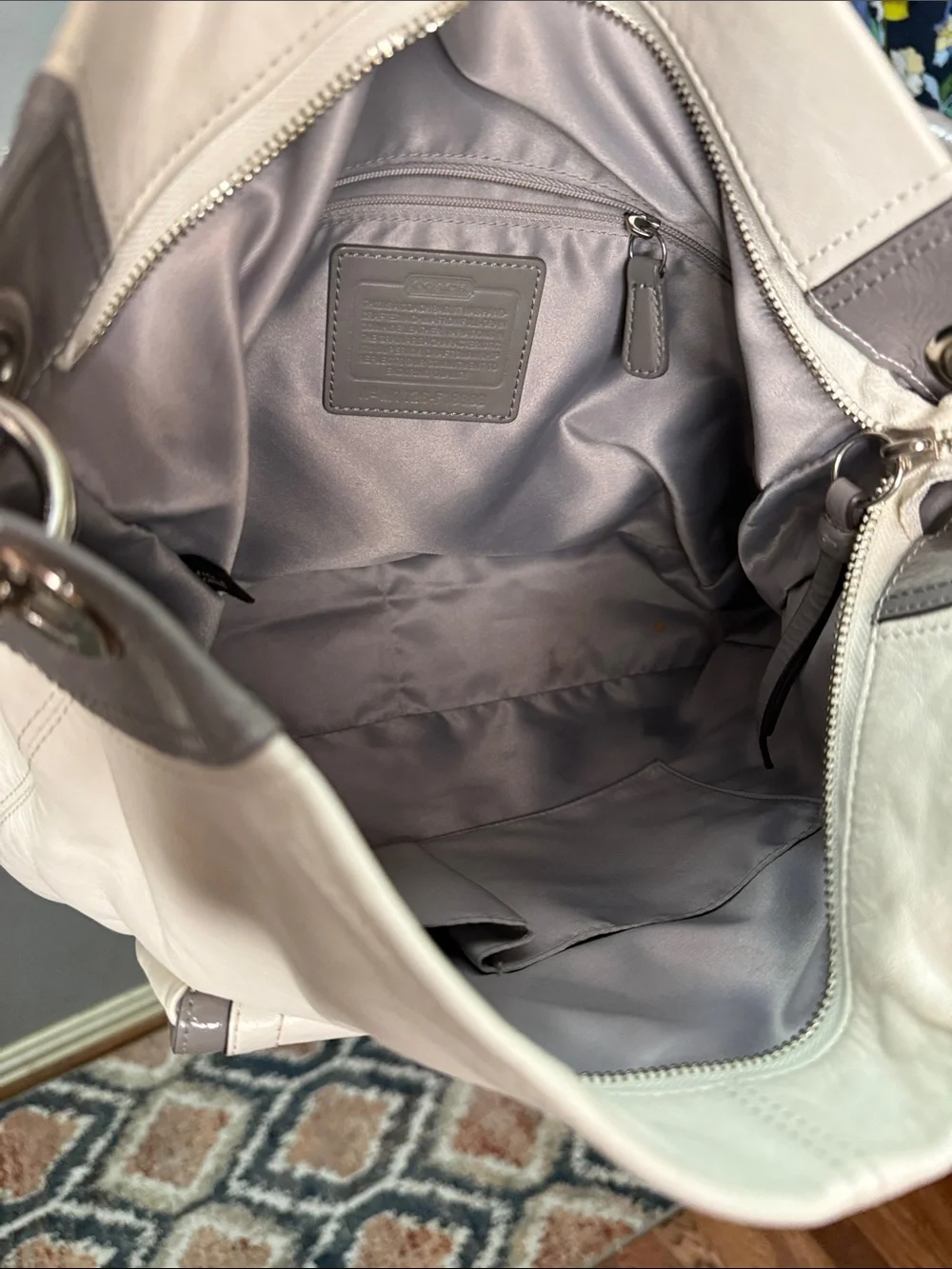 Coach Penelope leather hobo shoulder bag in ivory and gray. - Picture 8 of 9